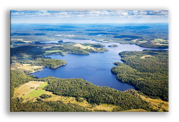 Three_Mile_Lake_2009